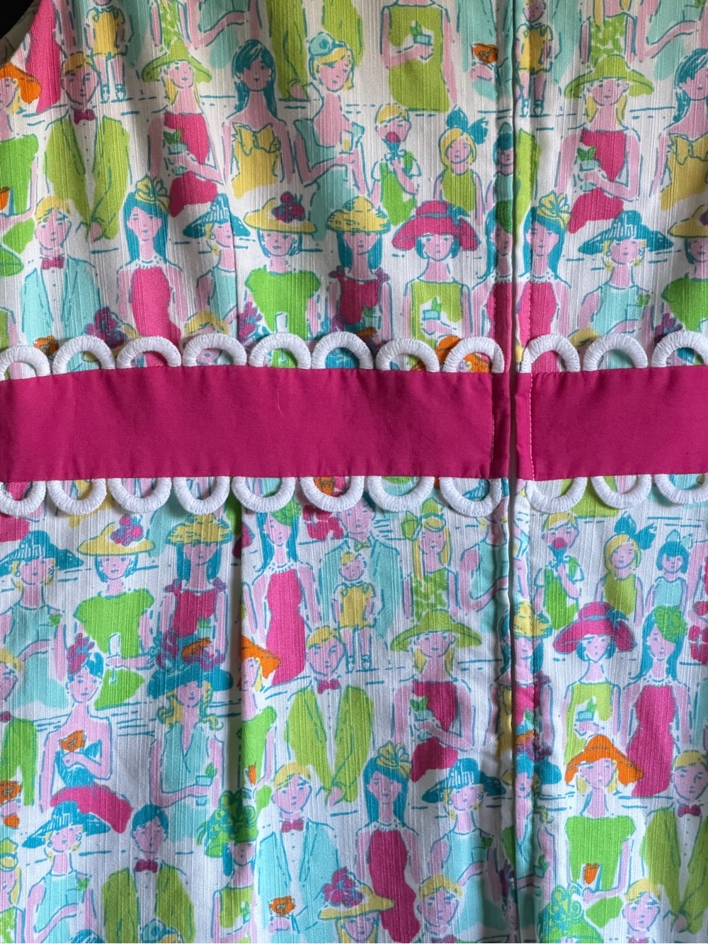 Lilly Pulitzer Originals Del Mar Shift Dress in LE Giddy Up Derby Print, Size 10 - Picture 5 of 13